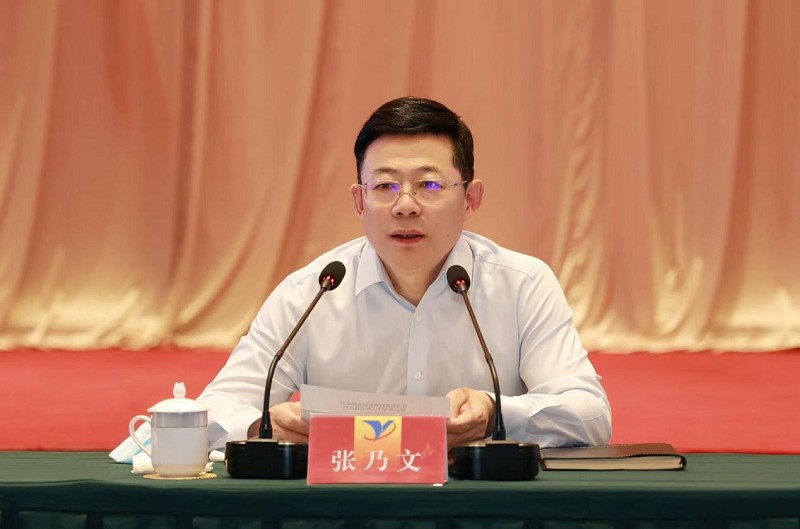 图片 1_眸目压缩.jpg